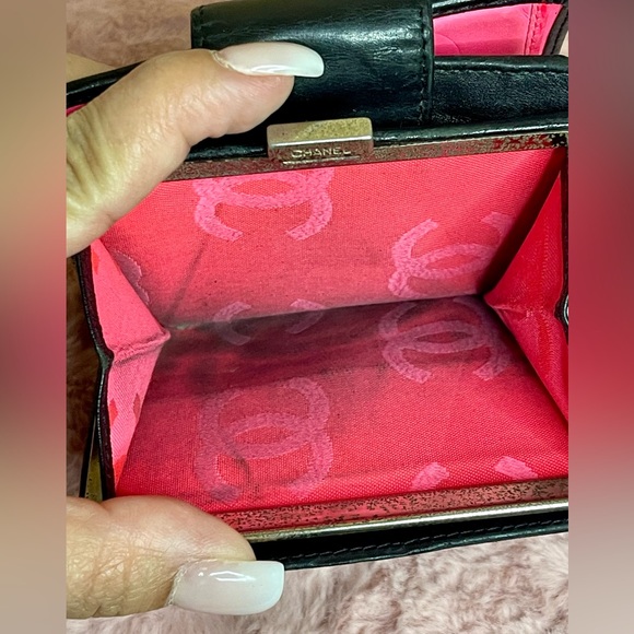 Chanel Cambon Line Wallet - Picture 9 of 16